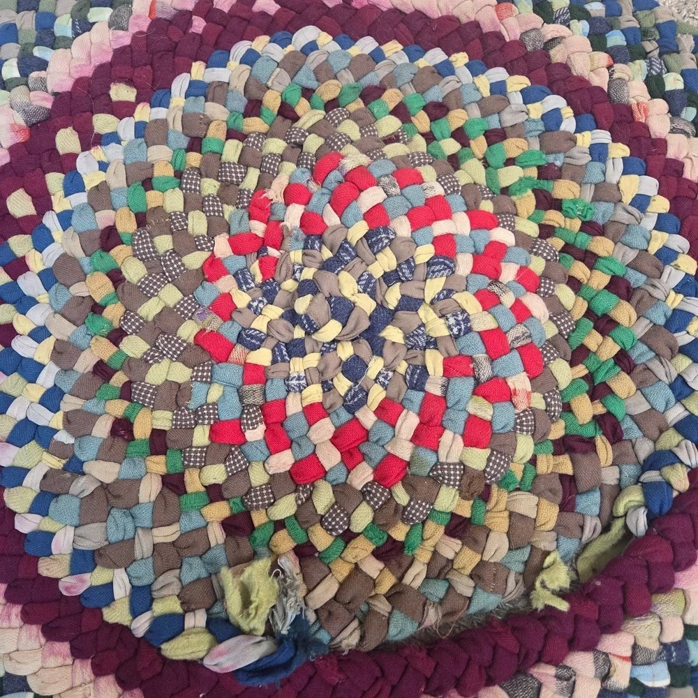Vintage Handmade Braided Rag Rug Round Farmhouse Cabin Cottage Boho Folk Art 30